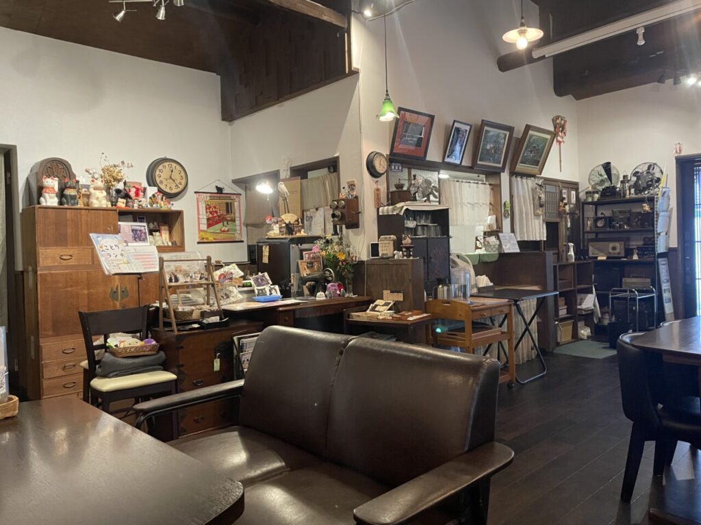 杜の灯店内